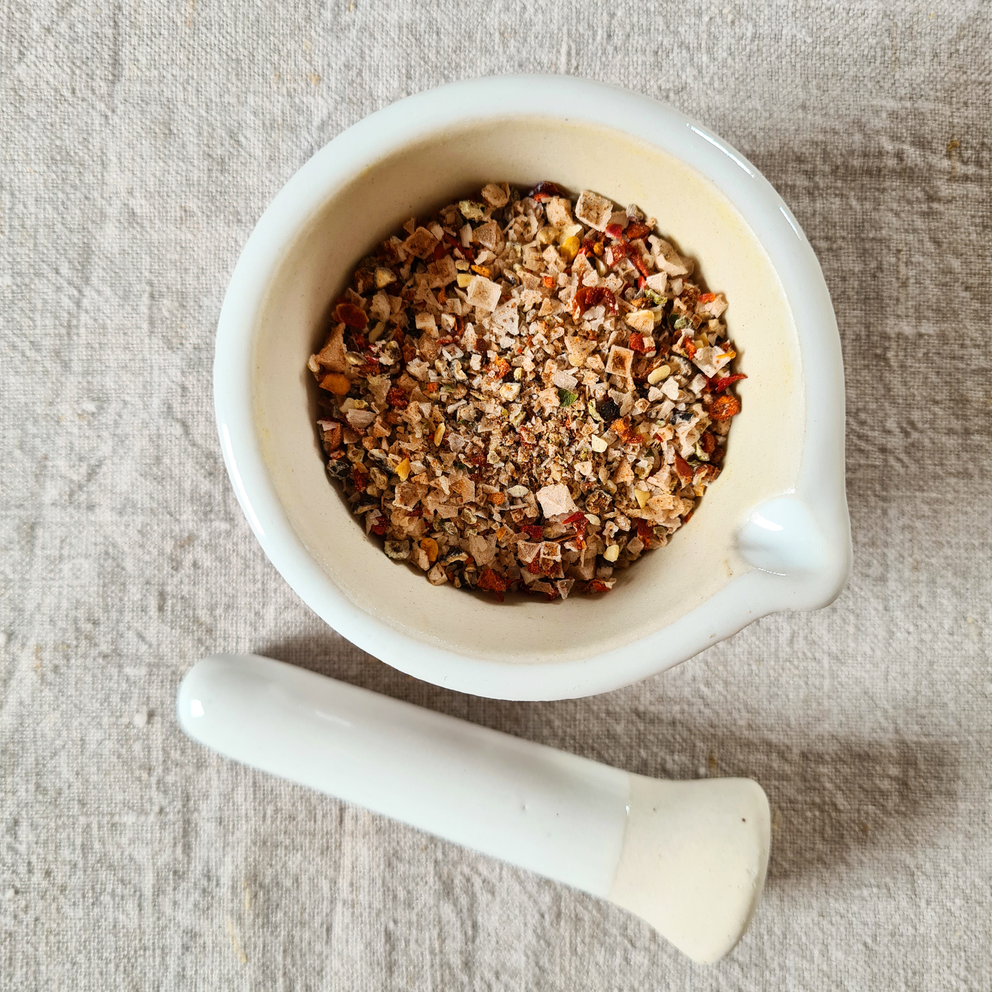 Echte Explosion - Gewürzsalz mit Pfeffer, Chili, Knoblauch und Paprika